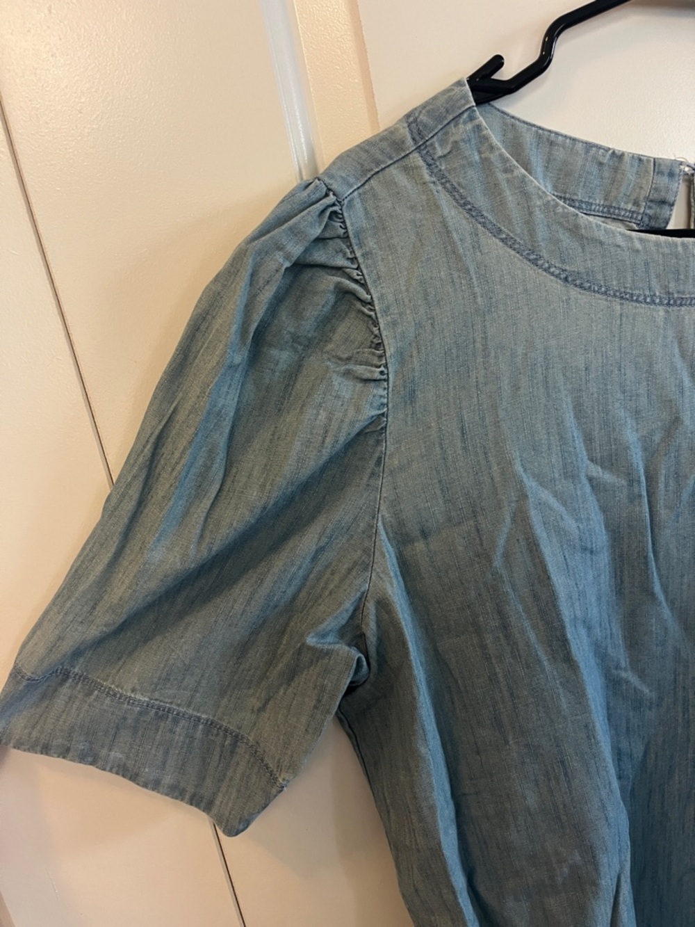 LOFT Light Chambray Puff-Sleeve Top - Picture 3 of 4
